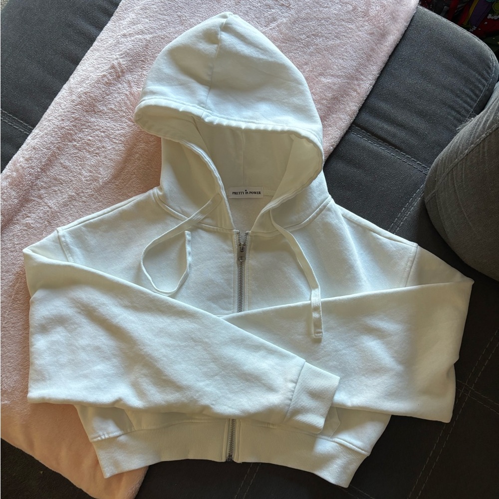 Cropped zip up